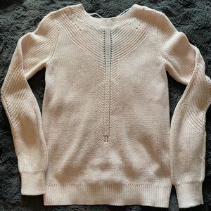 Noisy May sweater